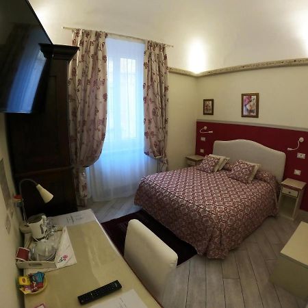 Five Roses Bed&Breakfast Pisa Exterior foto